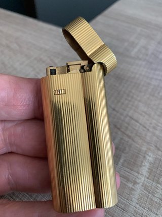 Encendedor Dunhill Chapado en oro