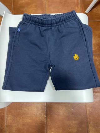 Pantalón deporte Miravalles T.6 se puede cortar