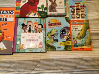 7 libri per bambini Un'epidemia misteriosa. Arex &