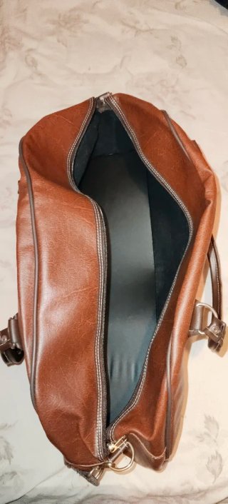 Bolsa de viaje de cuero marrón