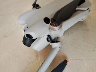 Dron DJI Mini Pro 4