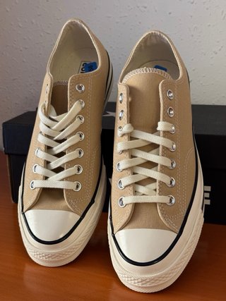 Zapatillas Converse bajas beige Talla 42 a estrena