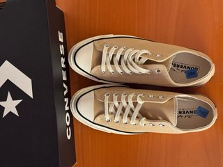 Zapatillas Converse bajas beige Talla 42 a estrena