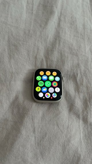 Apple Watch Series 8 GPS 45mm Plata