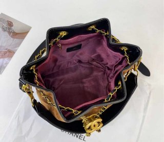 Borsa a secchiello Chanel pelle scamosciata