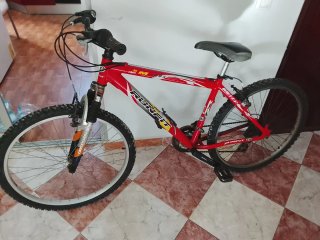 Bicicleta de Montaña RUNFIT M 5065 Roja