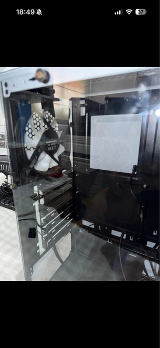 Caja Mars Gaming + 4 Ventiladores