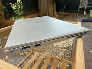 HP Elitebook 640 G9 i5