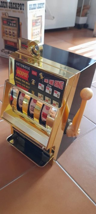 Máquina tragaperras WACCO Golden Jackpot