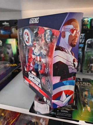 Figura Marvel Legends Capitán América (Sam Wilson)