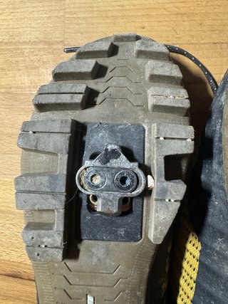 Zapatillas Gravel DMT GK1 Talla 44 + Calas Shimano
