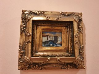Cuadro decorativo con marco de madera