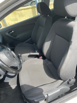 Volkswagen Polo 2010   1.6 tdi