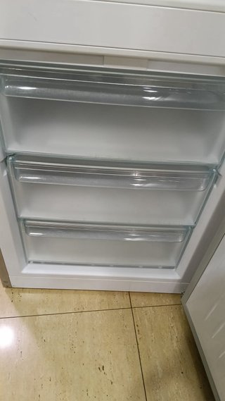 Nevera Miele plateada