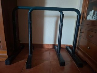Barras Paralelas Dobles