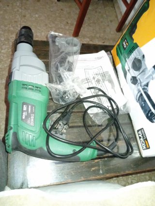 Taladro Percutor Koma 1050W