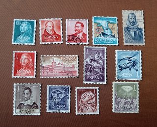 Sellos usados de España. VER FOTOS.