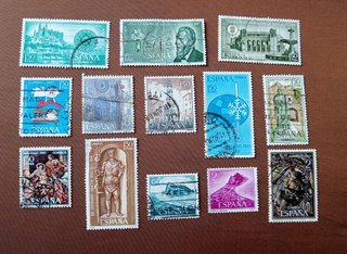 Sellos usados de España. VER FOTOS.