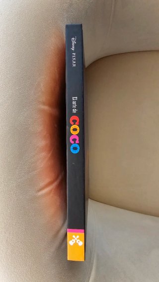 El arte de Coco Disney Pixar, en español,  nuevo