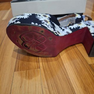 Sandalias Cuplé Plataforma Flores Talla 37
