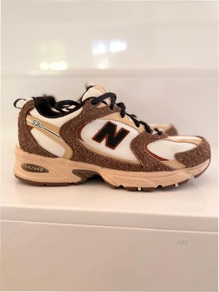 New Balance 530 Talla 44 Beige/Marrón