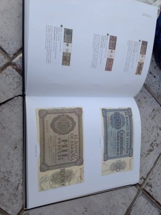 El Franquismo en Sellos y Billetes