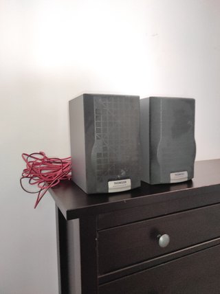 Pareja Altavoces Thomson + 6m Cable