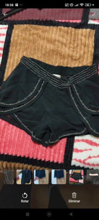 Pantalón corto mujer negro con abalorios