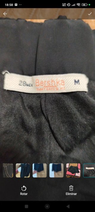 Pantalón corto mujer negro con abalorios