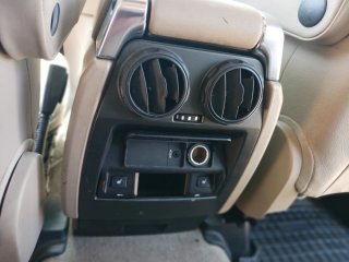 Land Rover Discovery 2010