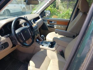 Land Rover Discovery 2010