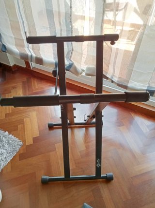 Soporte Teclado Plegable Guill