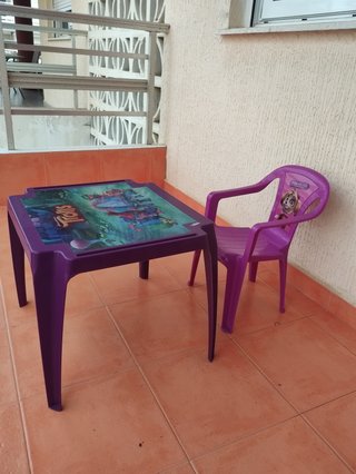 Mesa y Silla Infantil Morada
