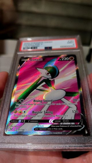 GALLADE PSA 9 INGLES
