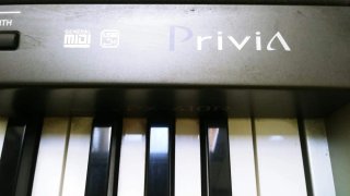 Piano ZPI Estéreo Alta Calidad