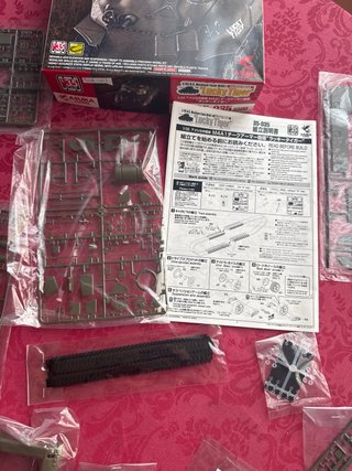 Maqueta Tanque M4A1 Lucky Tiger Asuka 1/35