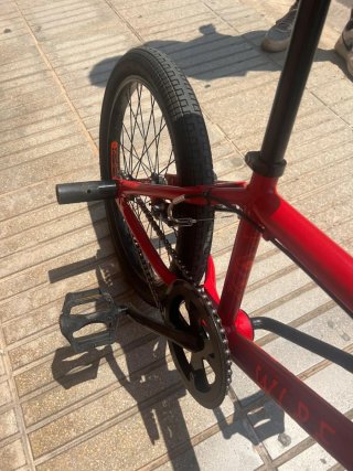 Bicicleta BMX Roja