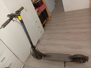 Patinete Eléctrico Xiaomi Mi Scooter 2
