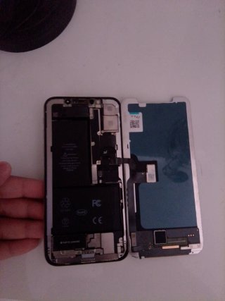 iPhone Xs Apple senza schermo