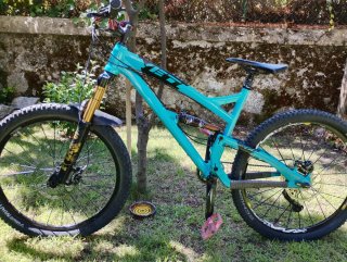 Bicicleta YETI SB66 COMP