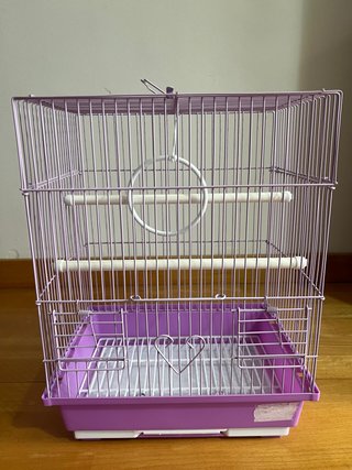 2 Jaulas para pájaros moradas y blancas