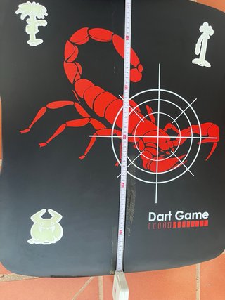 Diana de pared con diseño de escorpión