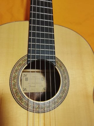Guitarra flamenca Juan Montes con previo