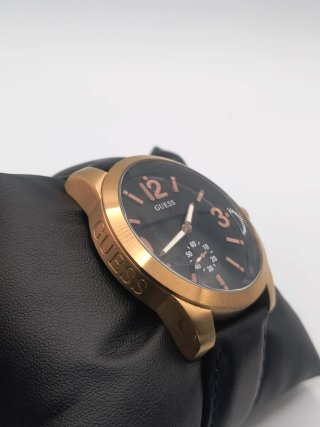 Reloj Guess Hombre Negro y Dorado