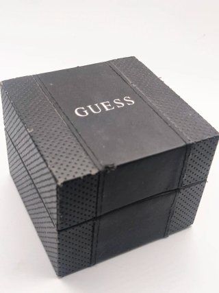 Reloj Guess Hombre Negro y Dorado