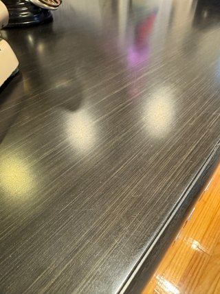 Cómoda de diseño con espejo