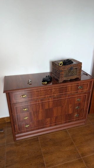 Cómoda vintage