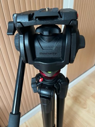 Trípode Manfrotto 755XB + Rótula 501HDV + Funda