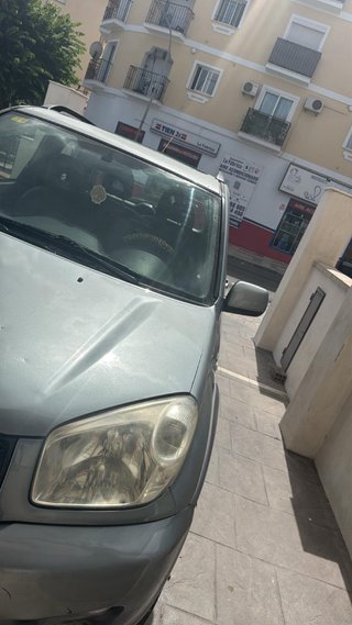 Asientos de coche de cuero negro