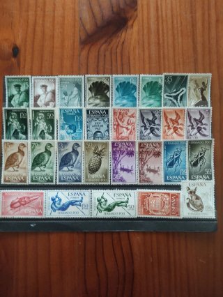 73 Sellos Nuevos Fernando Poo 1960-68